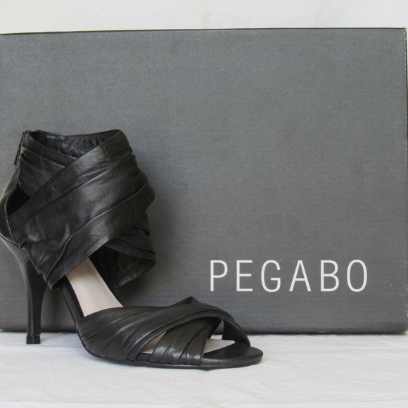 High Heel Sandals - Picture 1 of 6